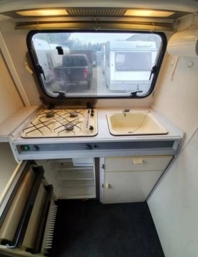                         Adria LINEA - zdjęcie 17
                        