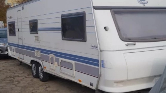                         Sprzedam przyczepę Kempingową Hobby 720 UML Prestige - zdjęcie 1
                        