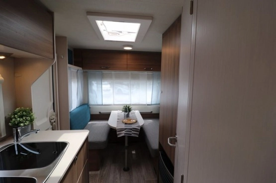                         Przyczepa kempingowa Dethleffs C Joy 410QL model 2020 nowa - zdjęcie 11
                        