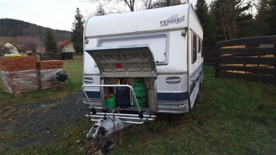                         Przyczepa Fendt 500 Platin + przedsionek + plandeka na zimę - zdjęcie 11
                        