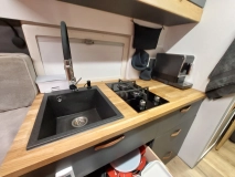                         Campervan Peugeot Boxer 2017 160KM 140tyś. km - zdjęcie 9
                        