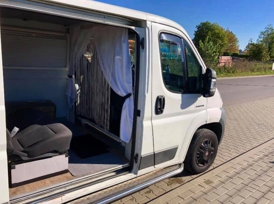                         Citroen Jumper 2,2 rok 2007 - uszkodzony - zdjęcie 5
                        