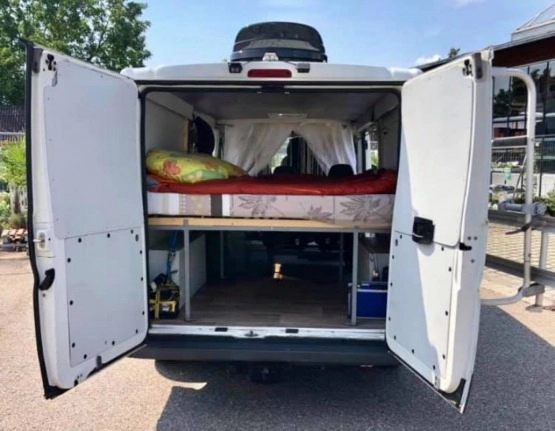                         Citroen Jumper 2,2 rok 2007 - uszkodzony - zdjęcie 8
                        