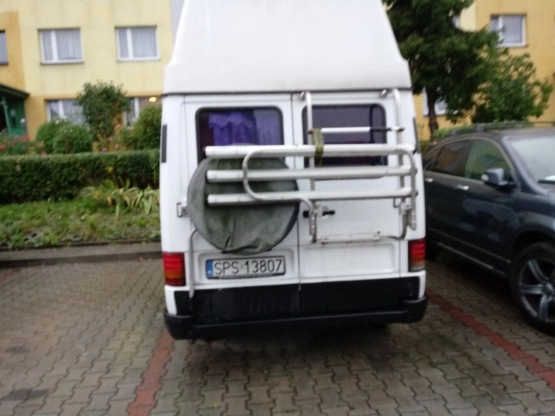                         Sprzedam kamperka dla wędkarza - zdjęcie 14
                        