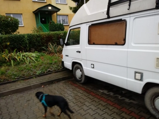                         Sprzedam kamperka dla wędkarza - zdjęcie 6
                        