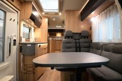                         Hymer ML-T 570 Cross Over 4x4 Sprinter 190 KM Solar 3 Aku Przetwornica Markiza A/T - zdjęcie 14
                        