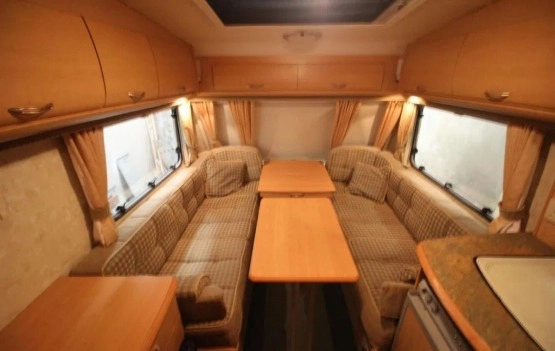                         Abby Meveric - zdjęcie 12
                        