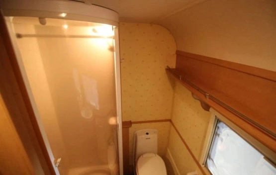                         Abby Meveric - zdjęcie 4
                        