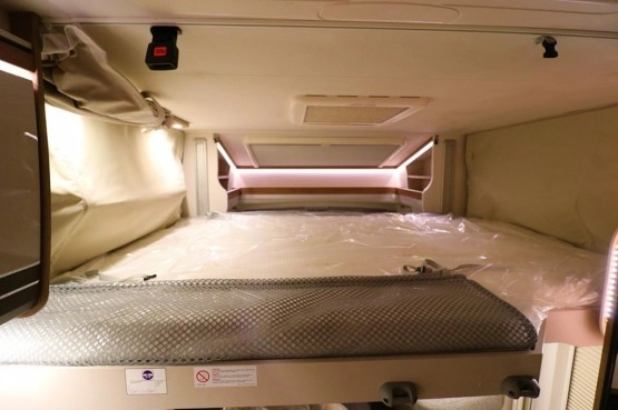                         Dethleffs Trend T7057 DBM Klimatyzacja Markiza Bagażnik Radio Solar Kamera cofania - zdjęcie 10
                        