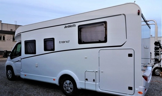                         Dethleffs Trend T7057 DBM Klimatyzacja Markiza Bagażnik Radio Solar Kamera cofania - zdjęcie 15
                        