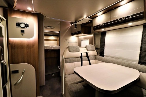                         Dethleffs Trend T7057 DBM Klimatyzacja Markiza Bagażnik Radio Solar Kamera cofania - zdjęcie 6
                        