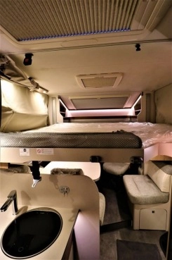                         Dethleffs Trend T7057 DBM Klimatyzacja Markiza Bagażnik Radio Solar Kamera cofania - zdjęcie 8
                        