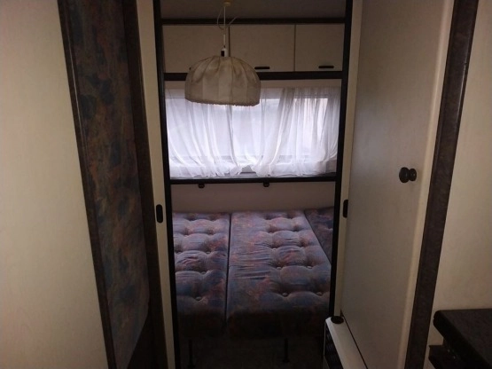                         Przyczepa kempingowa Hobby 420 Classic 1994 rok - zdjęcie 4
                        