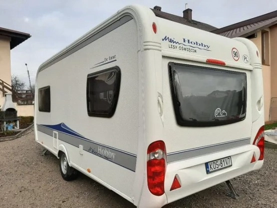                         Przyczepa kempingowa HOBBY 495 UL mover, 2010 r. - zdjęcie 3
                        