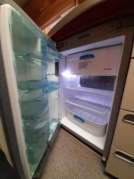                         Przyczepa kempingowa HOBBY 495 UL mover, 2010 r. - zdjęcie 4
                        