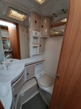                         Przyczepa kempingowa HOBBY 495 UL mover, 2010 r. - zdjęcie 5
                        