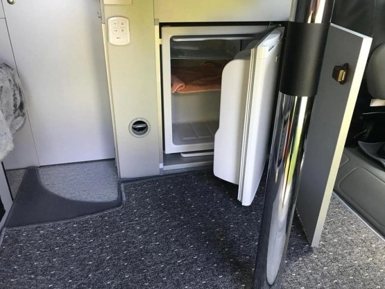                         Renault Trafic L2H2 BusKamper - zdjęcie 14
                        