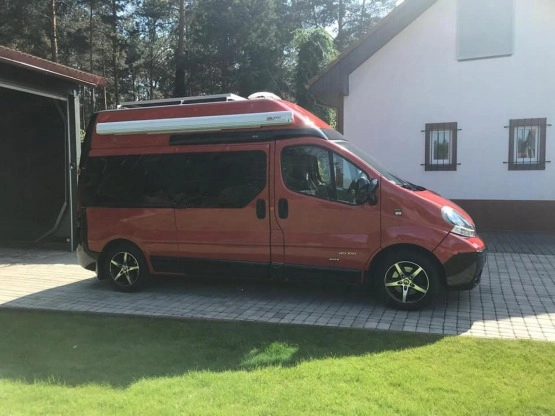                         Renault Trafic L2H2 BusKamper - zdjęcie 16
                        