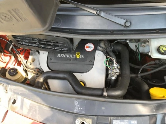                         Renault Trafic L2H2 BusKamper - zdjęcie 4
                        