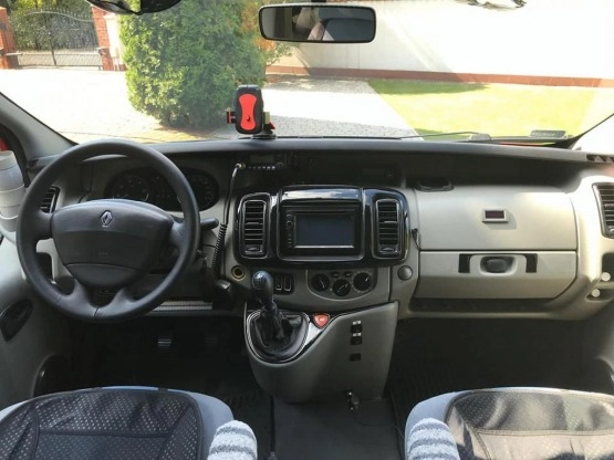                         Renault Trafic L2H2 BusKamper - zdjęcie 6
                        