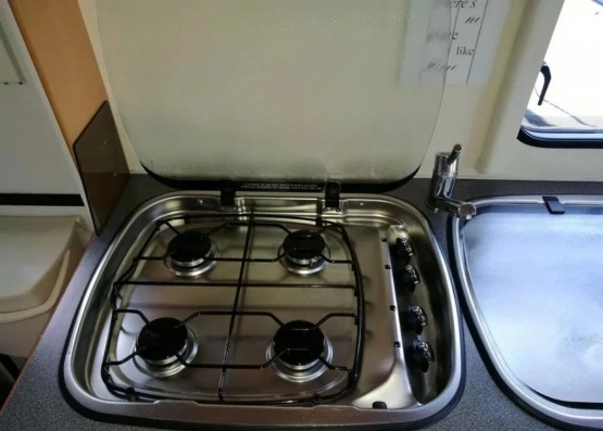                         Przyczepa kempingowa Elddis 505 - zdjęcie 22
                        