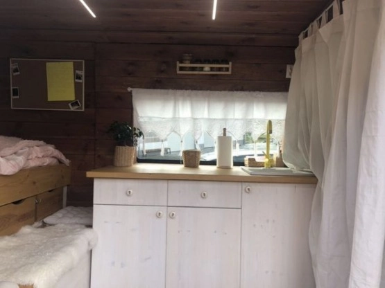                         Piękny Kamper Peugeot Boxer - zdjęcie 4
                        