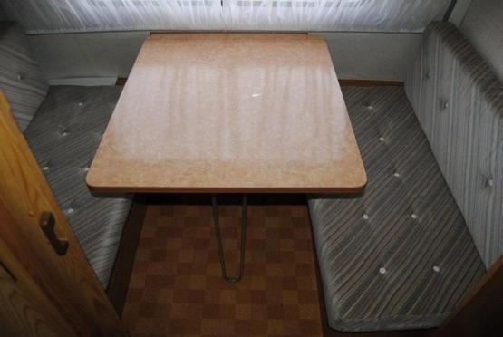                         BURSTNER CLUB Zarejestrowana! Lekka DMC 900 kg! 4osobowa z łazienką! - zdjęcie 2
                        