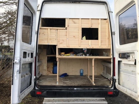                         Mercedes Sprinter 312 max w trakcie przebudowy - zdjęcie 6
                        