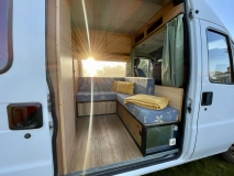                         Sprzedam campera - super stan - zdjęcie 19
                        