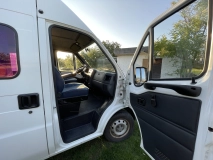                         Sprzedam campera - super stan - zdjęcie 11
                        