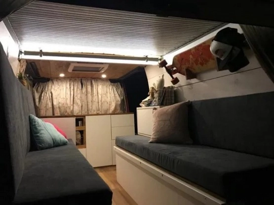                         Mercedes 308 2,3 benzyna, 35 tys. km IDEAL - zdjęcie 5
                        