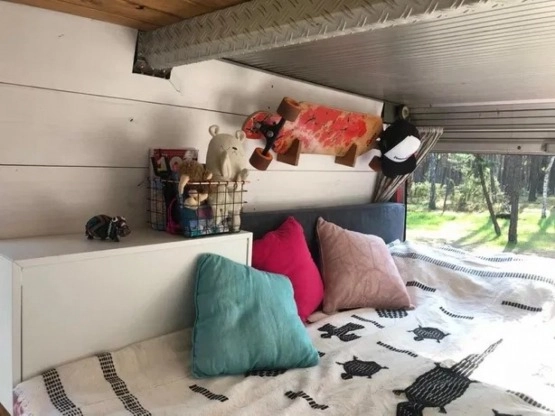                         Mercedes 308 2,3 benzyna, 35 tys. km IDEAL - zdjęcie 6
                        