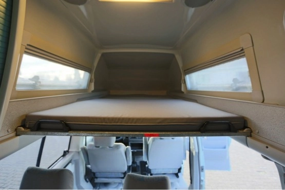                         VOLKSWAGEN WESTFALIA CALIFORNIA EXCLUSIVE AUTOMAAT - zdjęcie 4
                        