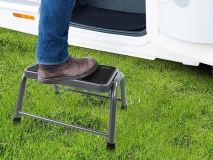                         SCHODEK JEDNO-STOPNIOWY DO PRZYCZEPY KEMPINGOWEJ LUB KAMPERA / OBCIĄŻENIA 150 KG. - zdjęcie 1
                        