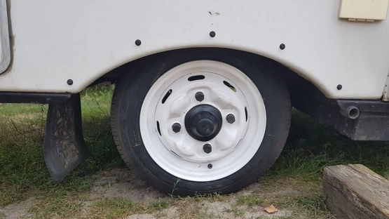                         Przyczepa kempingowa DDR Qek Junior + przedsionek - zdjęcie 4
                        