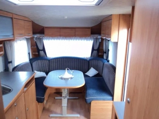                         ADRIA Adora 562up - ciepła, zimna woda, 2006 r., 1300 kg, przedsionek. OKAZJA! - zdjęcie 5
                        