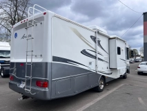                         FORD Holiday Rambler - zdjęcie 9
                        