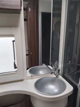                         Ford Benimar tessoro 442 jak nowy pierwszy właściciel  - zdjęcie 16
                        