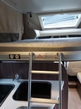                         Ford Benimar tessoro 442 jak nowy pierwszy właściciel  - zdjęcie 19
                        