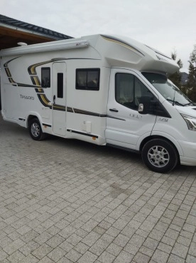                         Ford Benimar tessoro 442 jak nowy pierwszy właściciel  - zdjęcie 7
                        