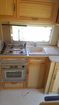                         Przyczepa Kempingowa 4/5 Osobowa I Inne W Ofercie. Polecam! - zdjęcie 4
                        