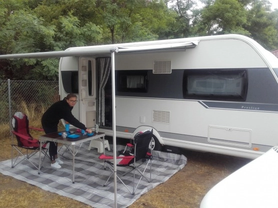                         Hobby 495ul 2016r jak nowa - zdjęcie 9
                        