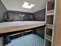                         Wynajmę Kampervana Peugeot Boxer  5 osób - zdjęcie 4
                        