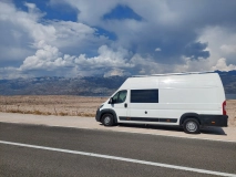                         Wynajmę Kampervana Peugeot Boxer  5 osób - zdjęcie 1
                        