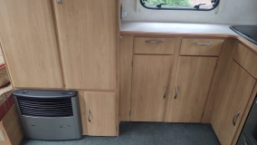                         Przyczepa kempingowa Lunar model Stellar 400 - zdjęcie 3
                        