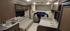                         Ford e450 usa 8 osób 2018r  kat c klimą agregat - zdjęcie 1
                        