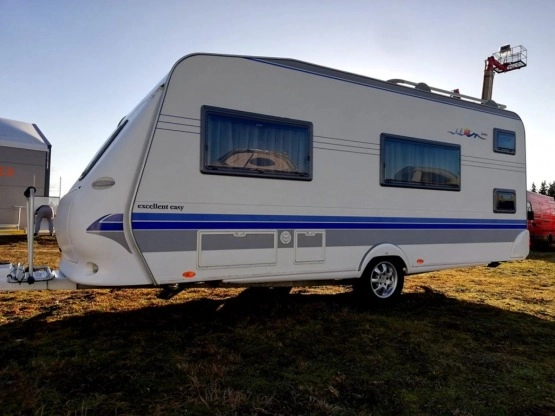                         Hobby 500 KMFe z 2005 roku - zdjęcie 10
                        