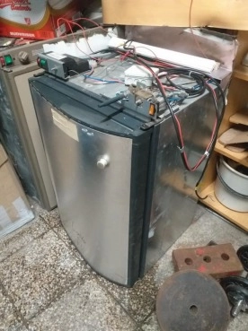                         Lodówka do kempingu 100% sprawna - zdjęcie 2
                        