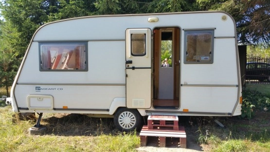                         Bailey Pageant 1995 - Zadbana - zdjęcie 1
                        