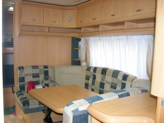                         2007 Hobby de luxe KMFE 560 - zdjęcie 18
                        